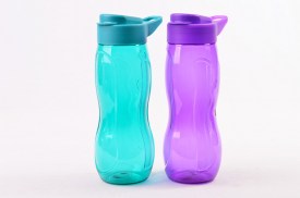 Botella plastica pico rebatible semi transparente color (3).jpg